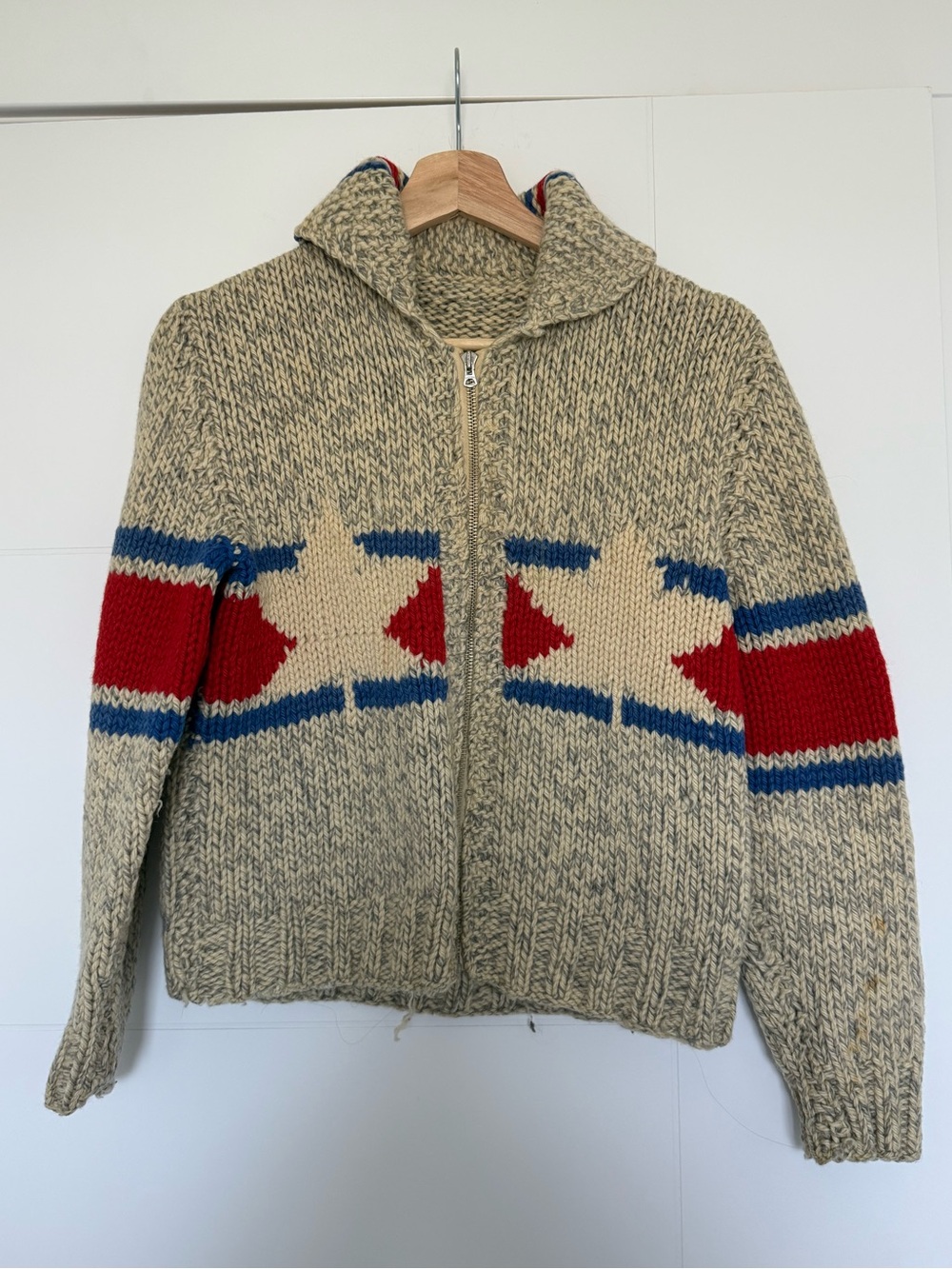 Women’s Vintage Canadian Hockey Zip-Front Hockey Sweater